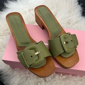 Lisa says Gah! Mar Sandal Clog size 39 color olive